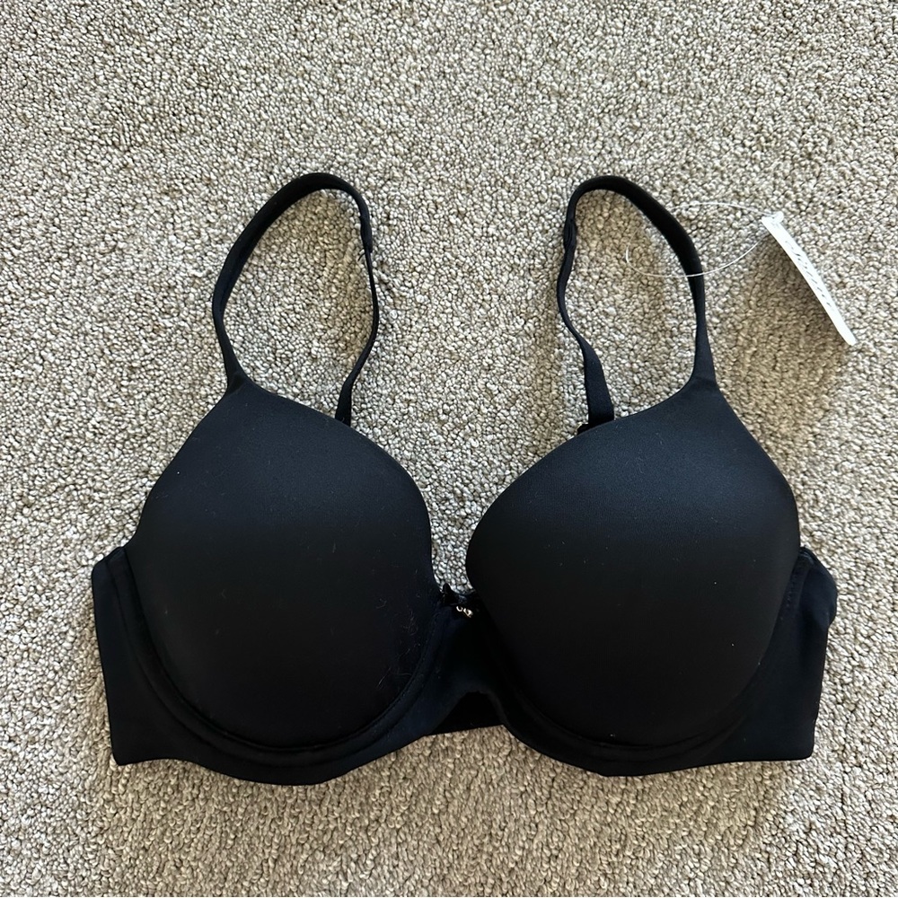 Soma Embraceable Embraceable Full Coverage Bra in Black Size 32D